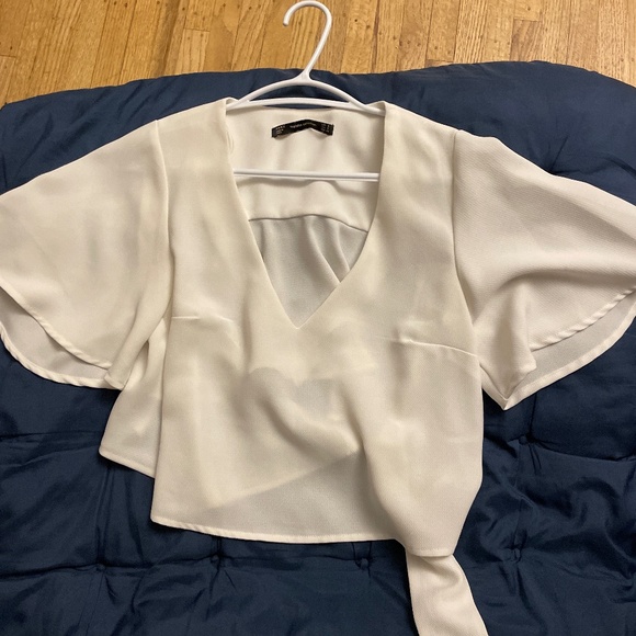 Short white top | Zara | Small - Picture 2 of 5